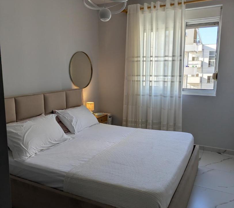 Golem Apartment | Mary's Beach Apartament Qerret