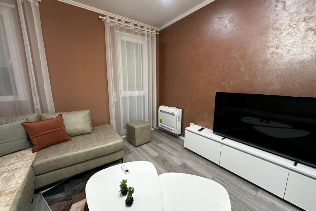 Kamez Apartment | Univers City Apartment 3 , Tirana
