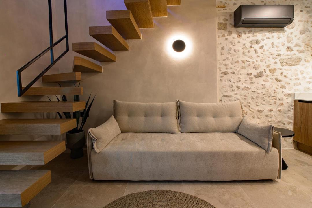 Kirianna House | Lithos Luxury Stone Home with jacuzzi