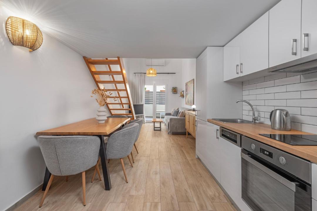 Petaloudes Apartment | Rhodes center Santa Mari