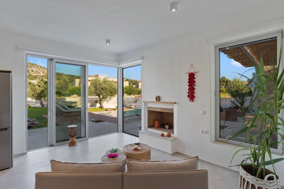 Almyrida Villa | Annassa Experience Villa 2' walk from Almyrida beach