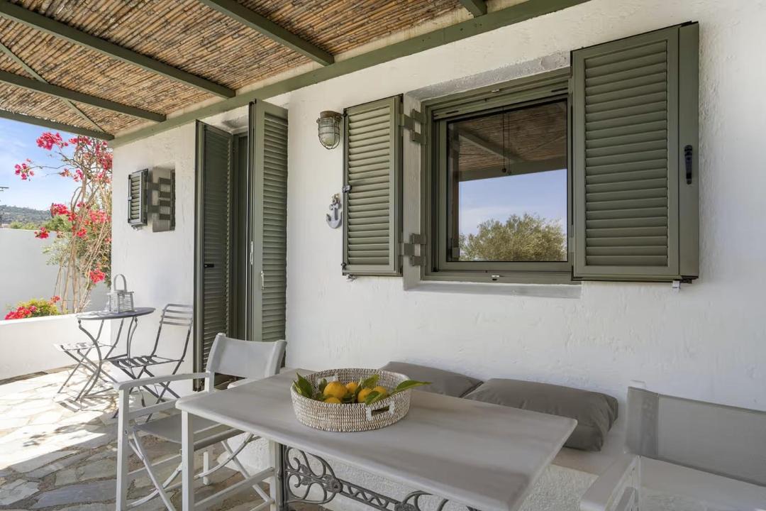 Gythio Apartment | Niriides Beachfront Resort