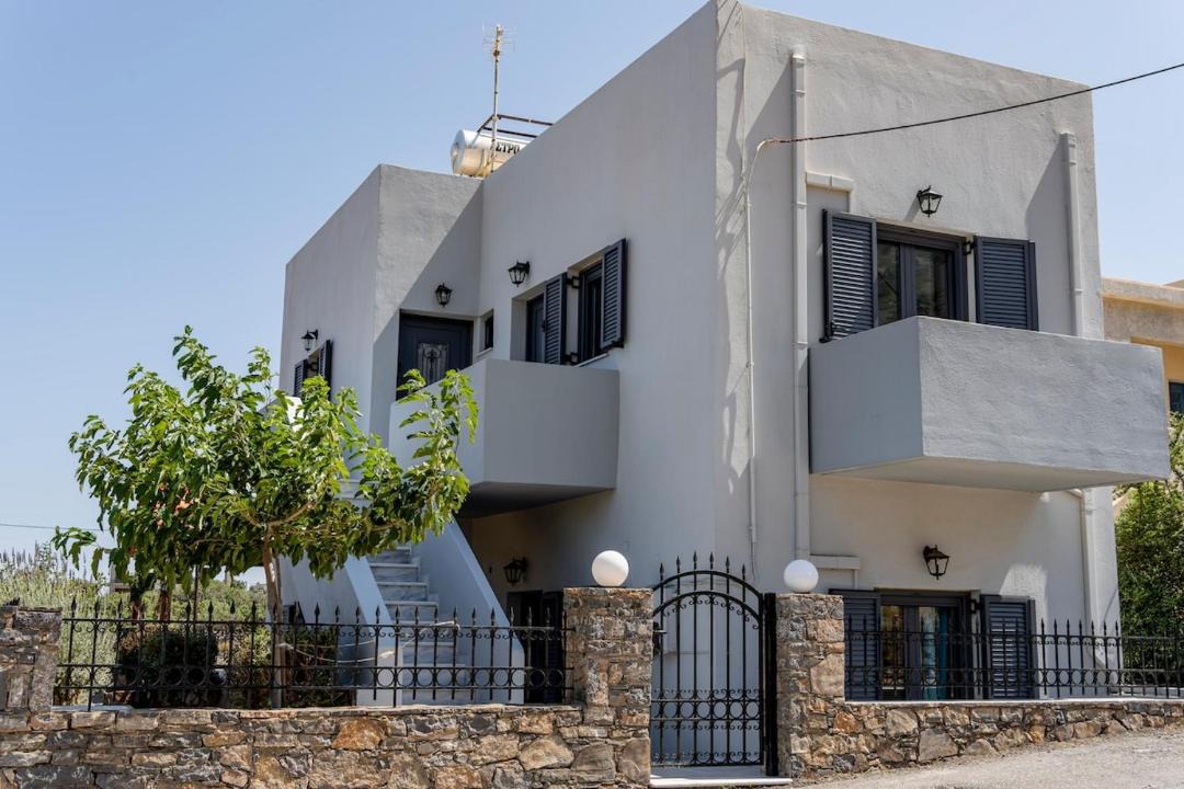 Plaka House | Alexandros beach house in Plaka Elounda