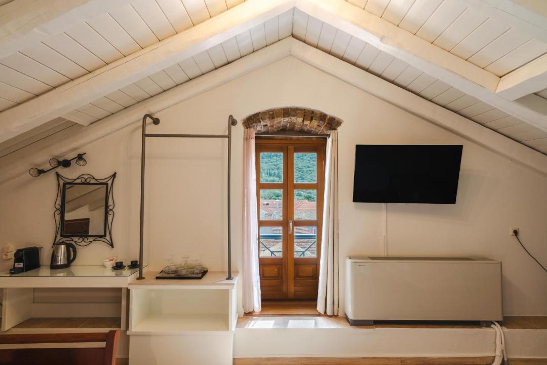 Fiskardo Apartment | Authentic Suites in Fiscardo (Archontiko)