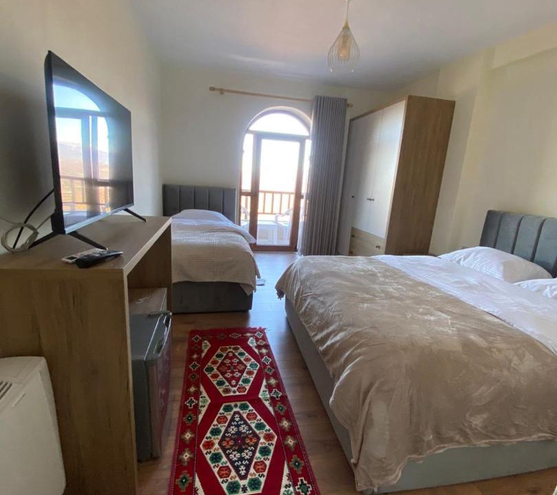 Mat District House | Bujtina Çupa