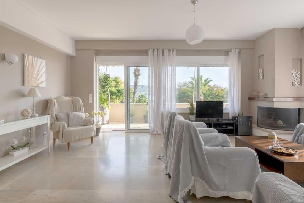 Varkiza Apartment | The HostMaster Beachside Retreat
