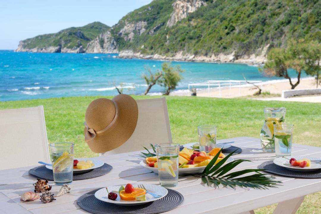 Afionas House | Armikes Beachfront Suites Afionas