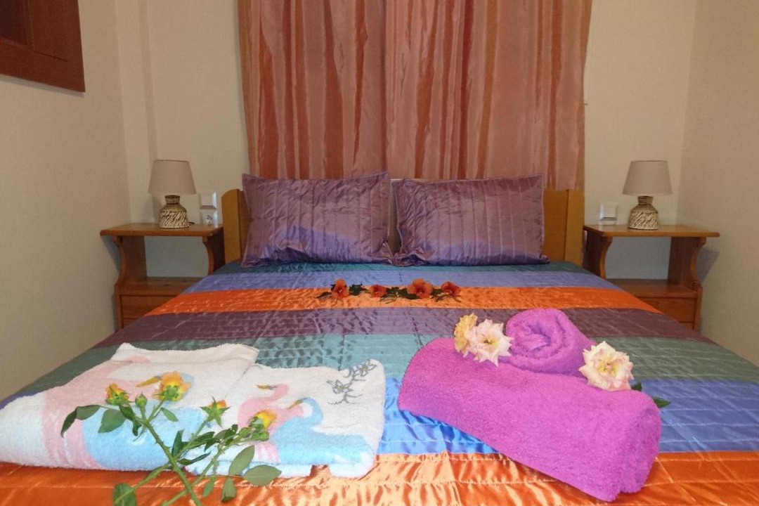 Korfalonas Apartment | father's house in kissamos