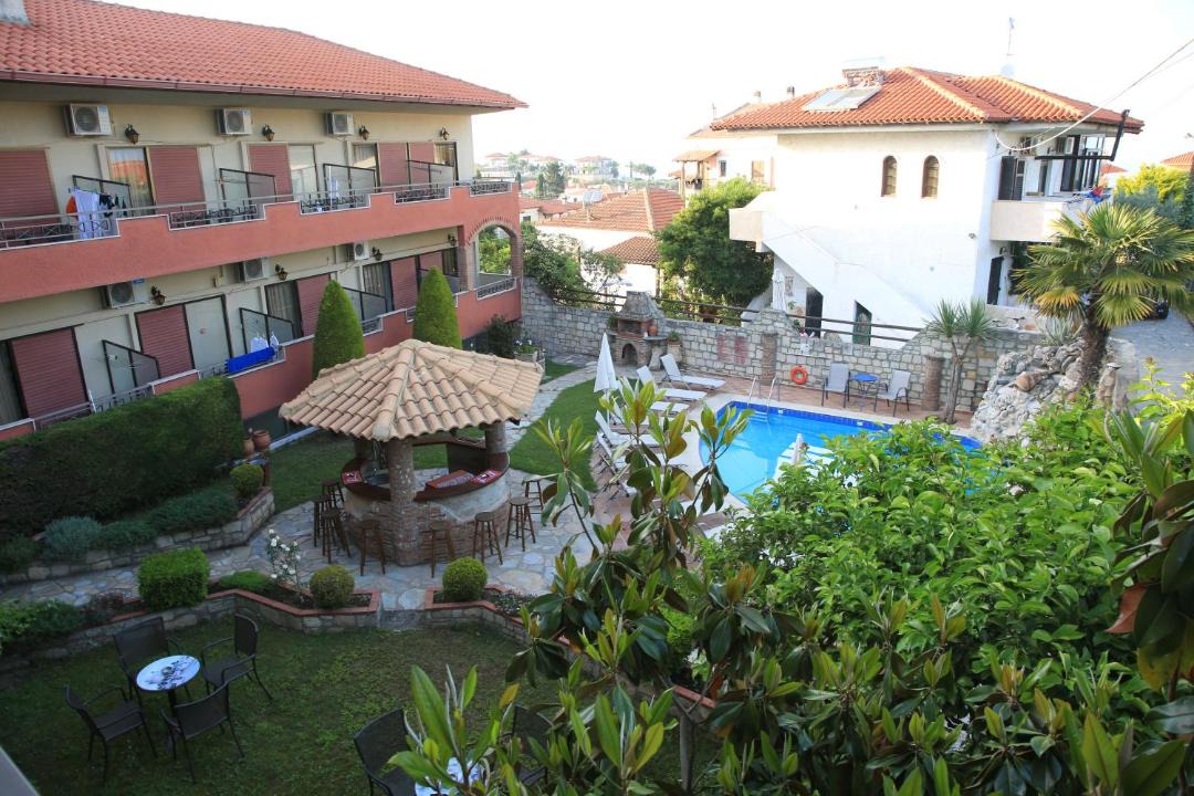 Afytos Hotel | Hotel Zeus