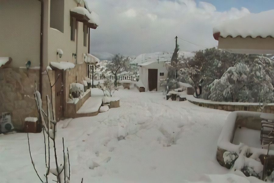 Photo of Buildings in Asites