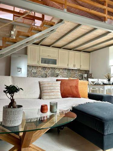 Photo of Livingroom in Alepou