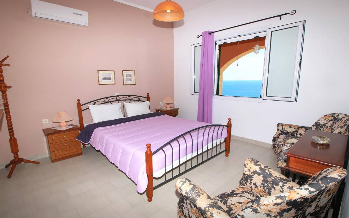Photo of Bedroom in Sinarades