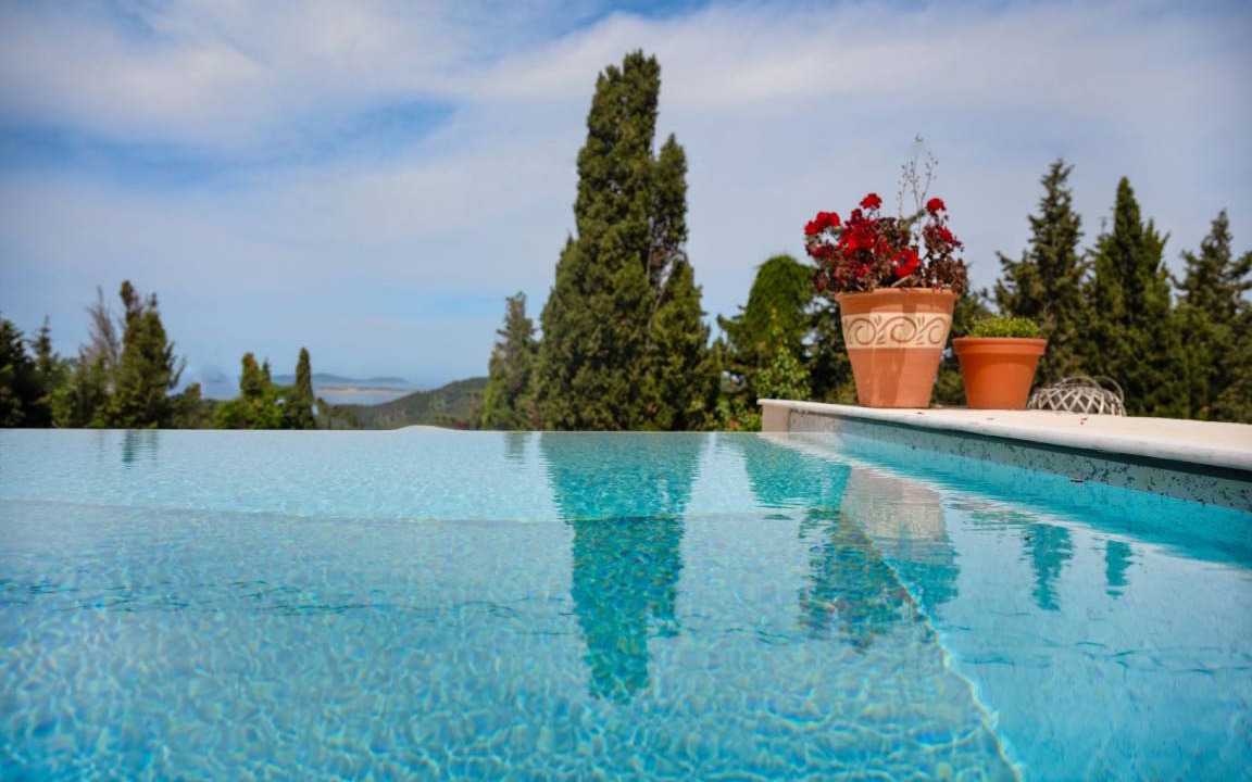 Photo of Outdoor in Magoulades