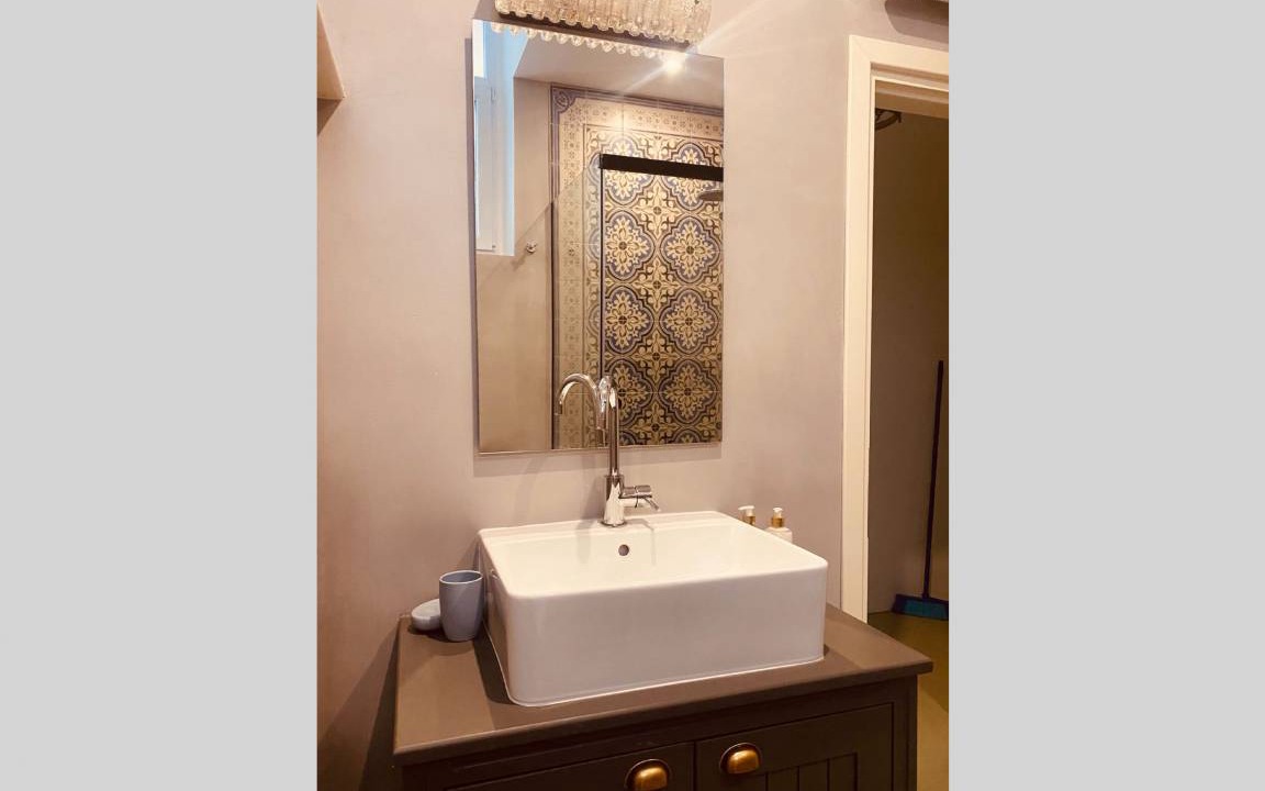 Photo of Bathroom in Old Town