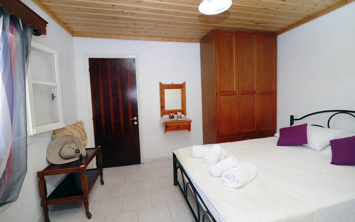 Photo of Bedroom in Antipernoi