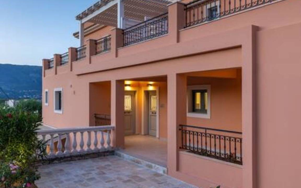 Photo of Patio Balcony in Dassia