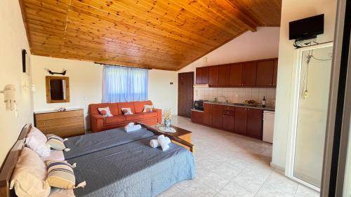 Photo of Bedroom in Agios Georgios Pagon