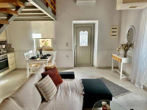 Photo of Livingroom in Alepou