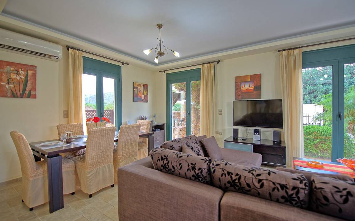 Photo of Livingroom in Makhairoi