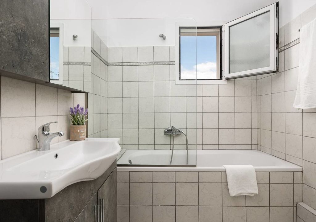 Photo of Bathroom in Alepou