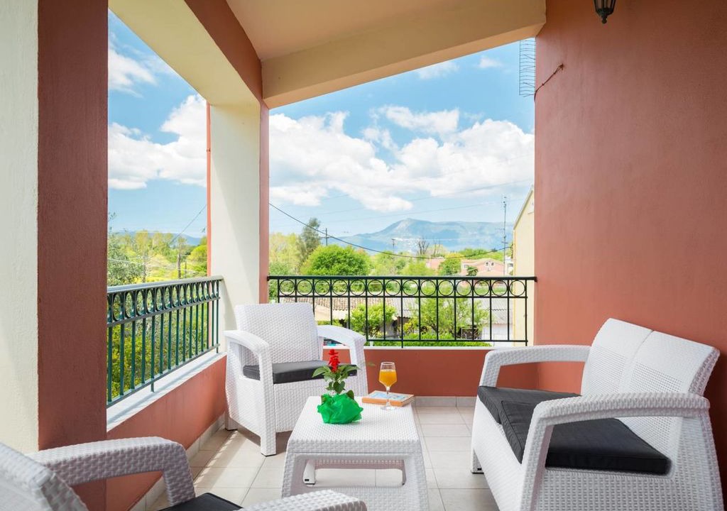 Photo of Patio Balcony in Alepou