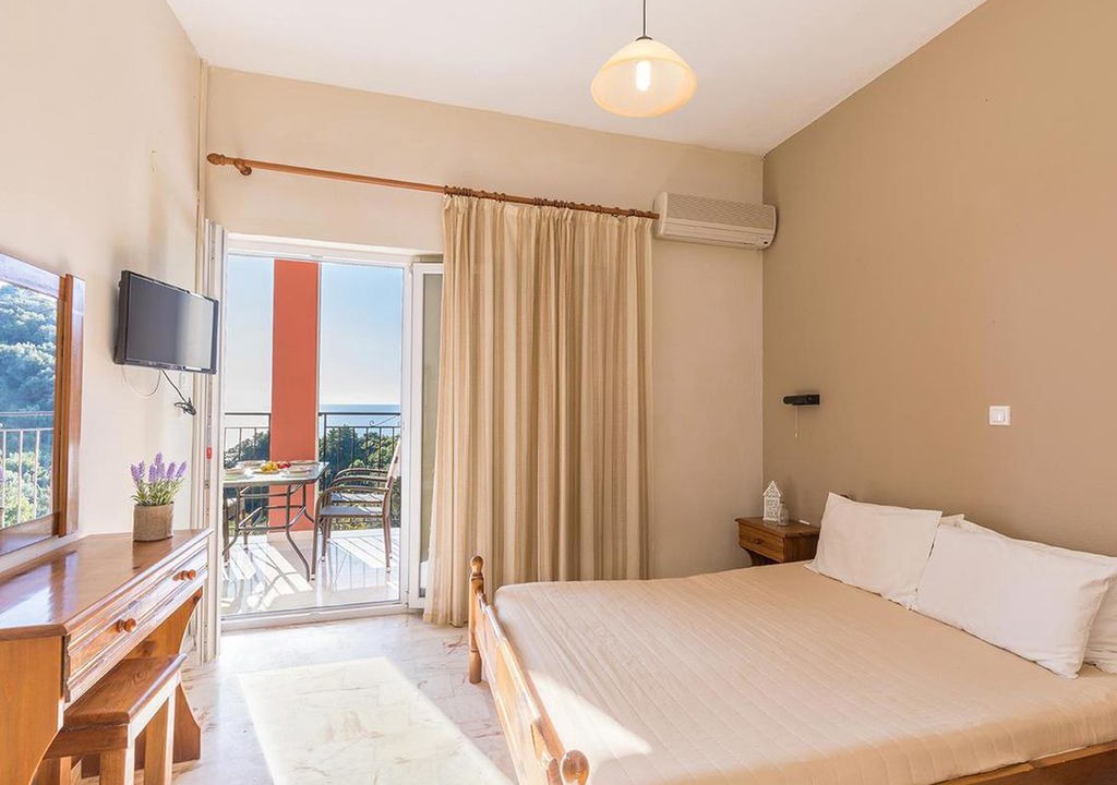 Photo of Bedroom in Sinarades