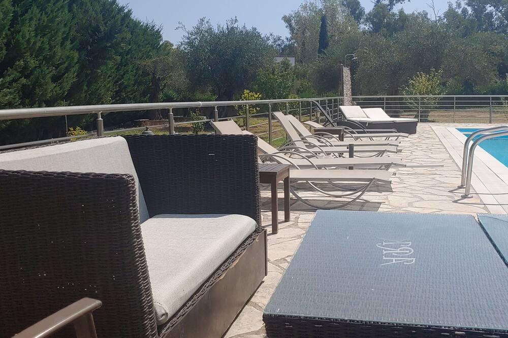 Photo of Patio Balcony in Dassia