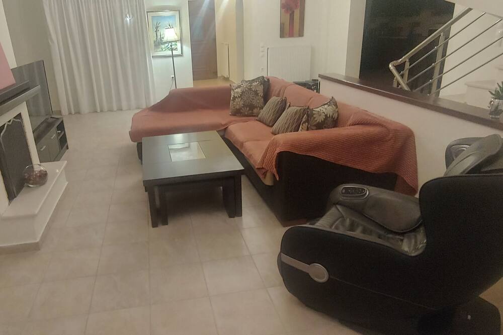 Photo of Livingroom in Dassia