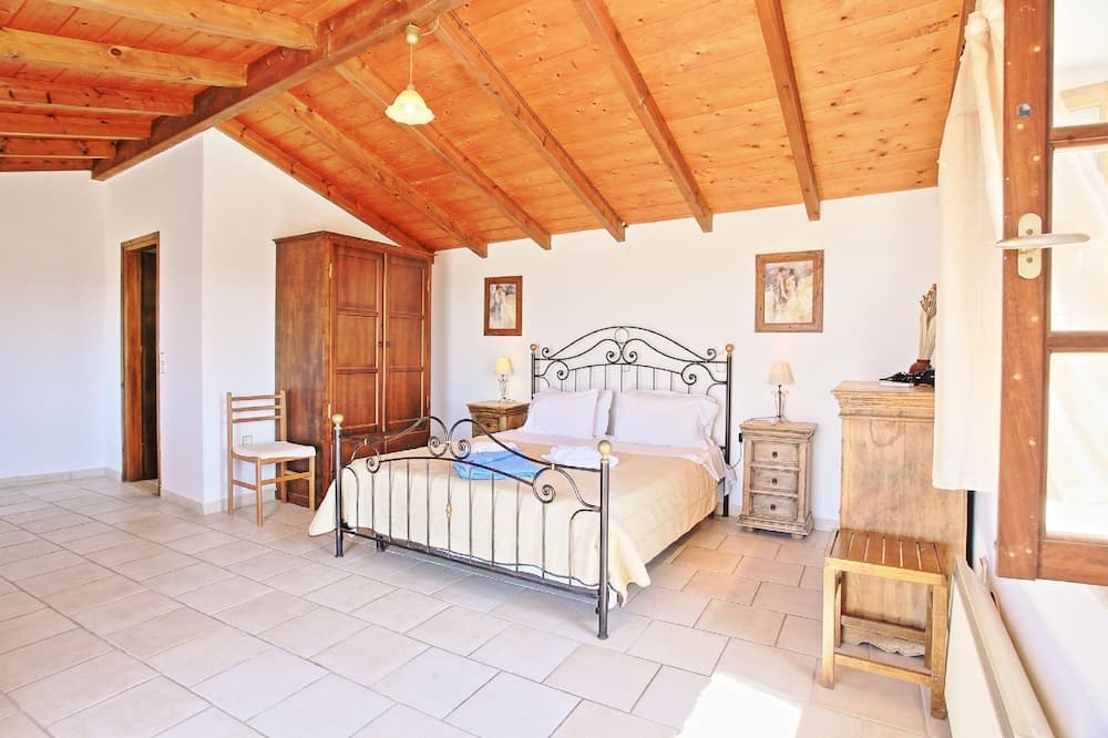 Photo of Bedroom in Vlachopoulatika