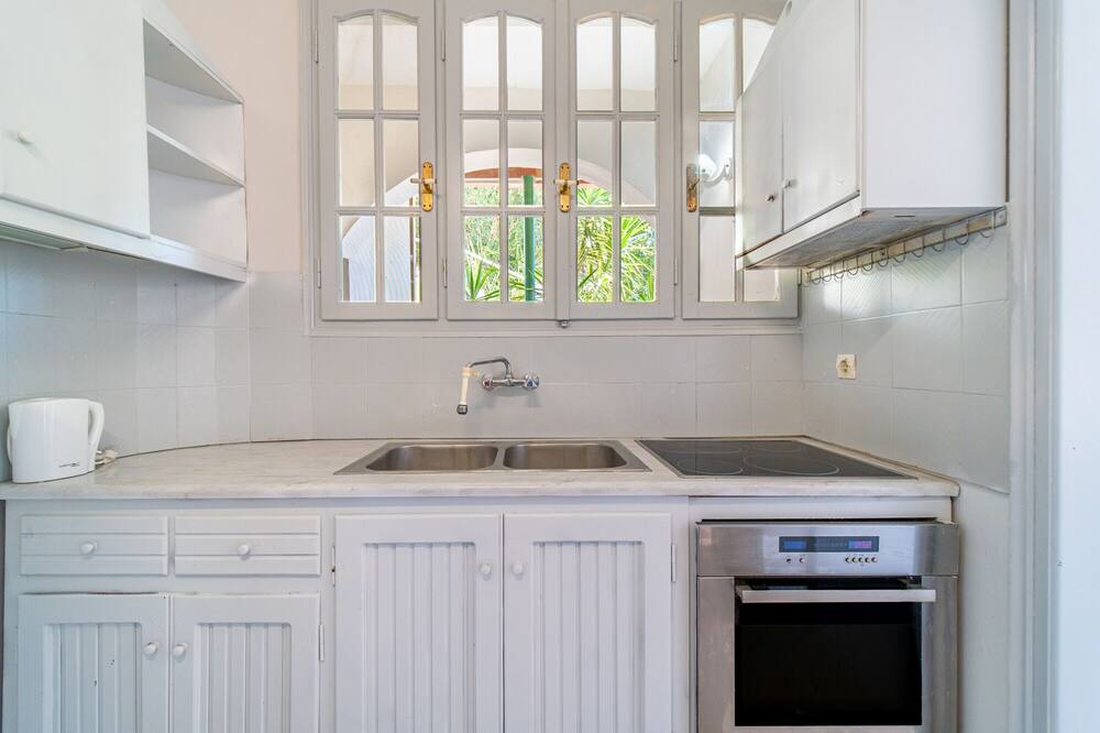 Photo of Kitchen in Gardenos