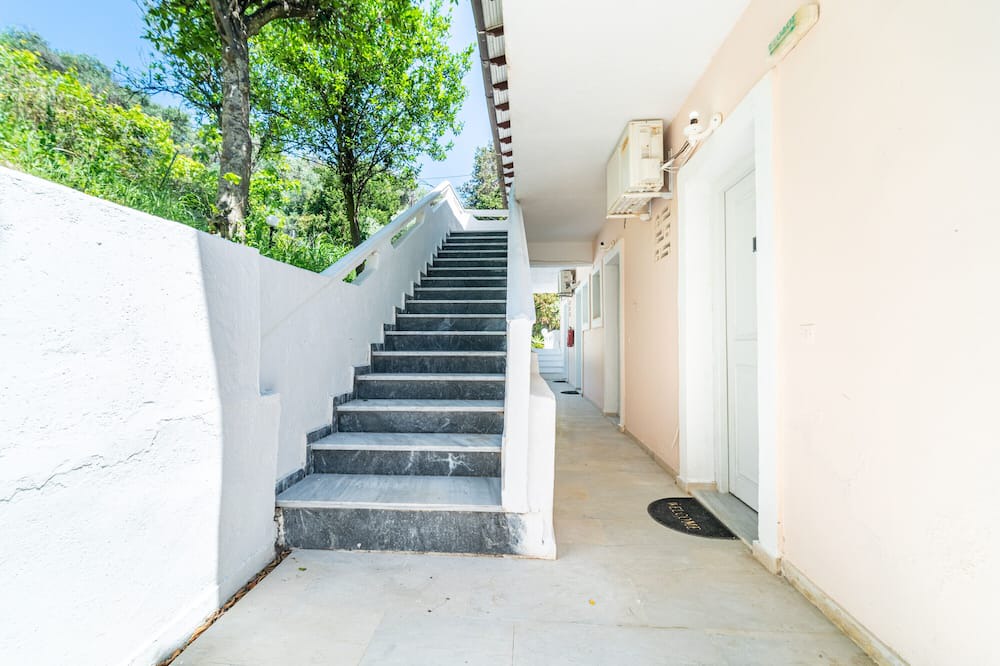 Photo of Outdoor in Gardenos