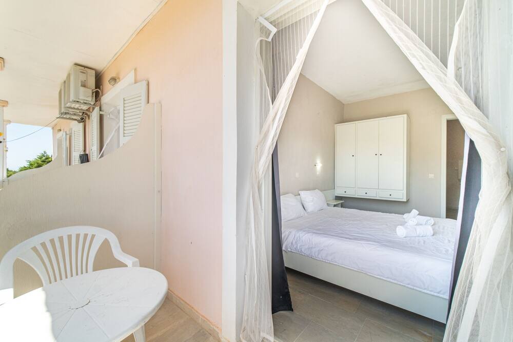 Photo of Bedroom in Gardenos