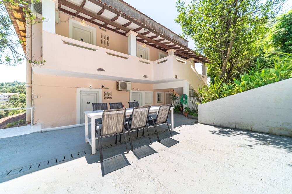 Photo of Outdoor in Gardenos