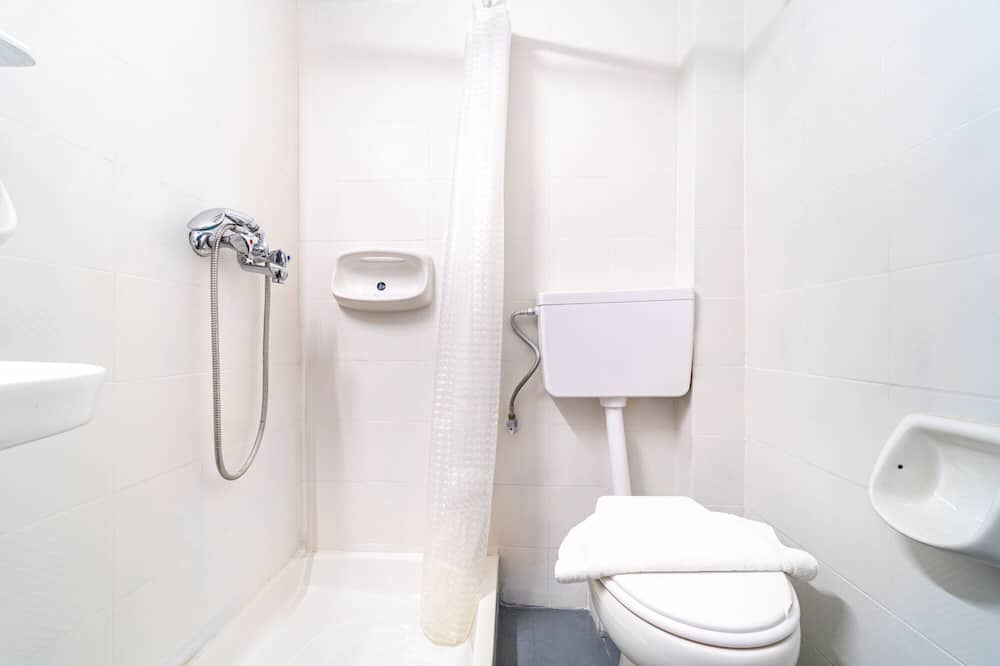 Photo of Bathroom in Gardenos