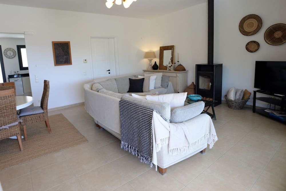 Photo of Livingroom in Kato Korakiana