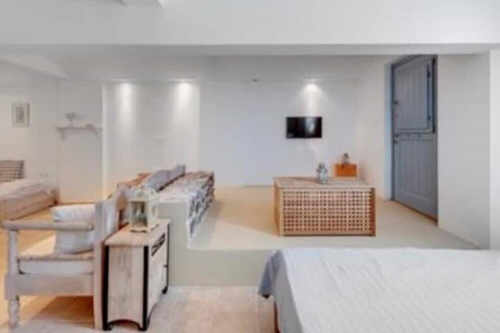 Photo of Bedroom in Posidonia