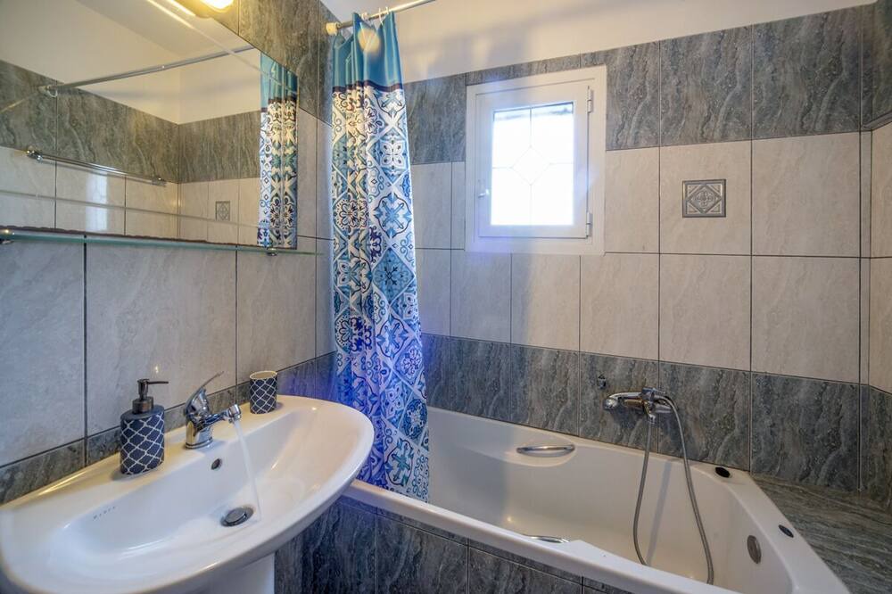 Photo of Bathroom in Termenades