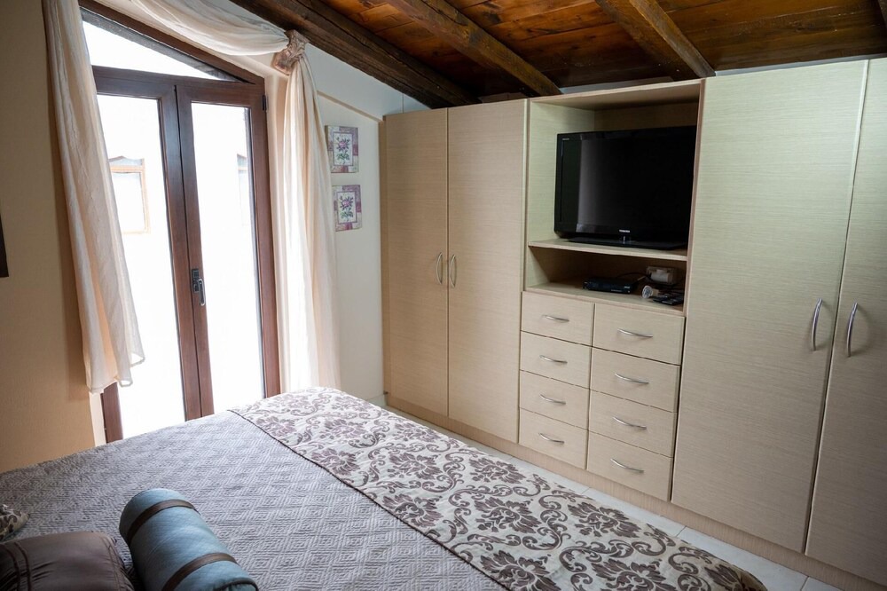 Photo of Bedroom in Plaka