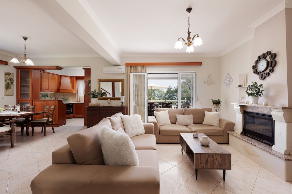 Photo of Livingroom in Kato Korakiana
