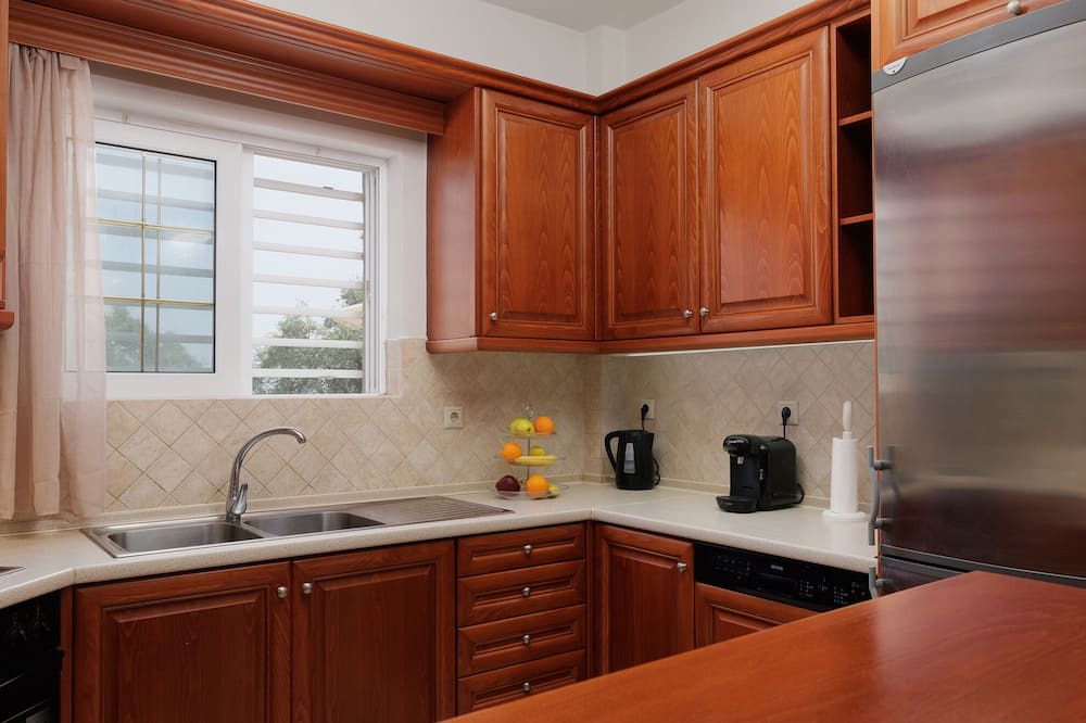 Photo of Kitchen in Kato Korakiana