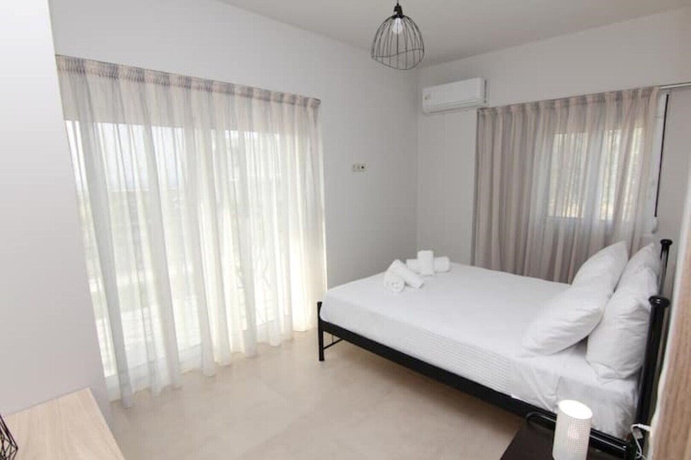 Photo of Bedroom in Ano Kalesia