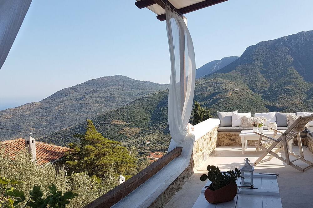 Photo of Patio Balcony in Livadi