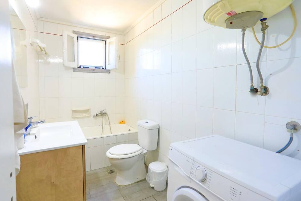 Photo of Bathroom in Magoulades