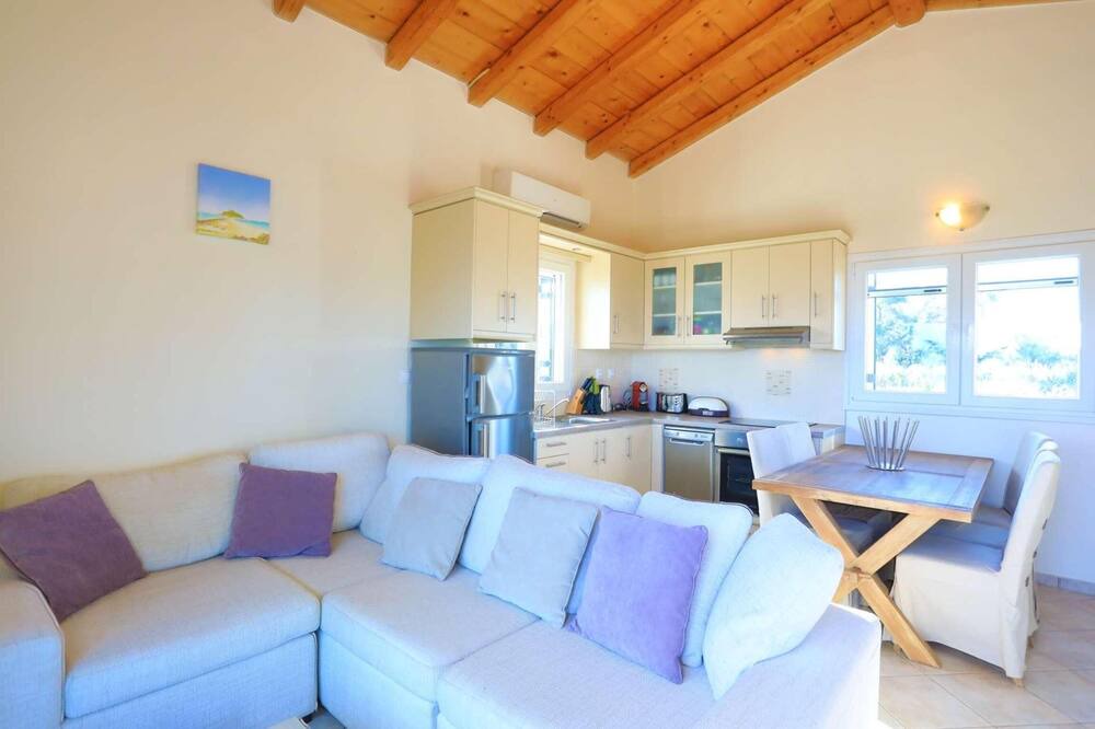 Photo of Livingroom in Astrakeri