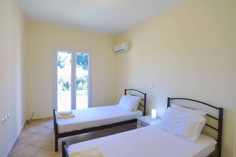 Photo of Bedroom in Astrakeri
