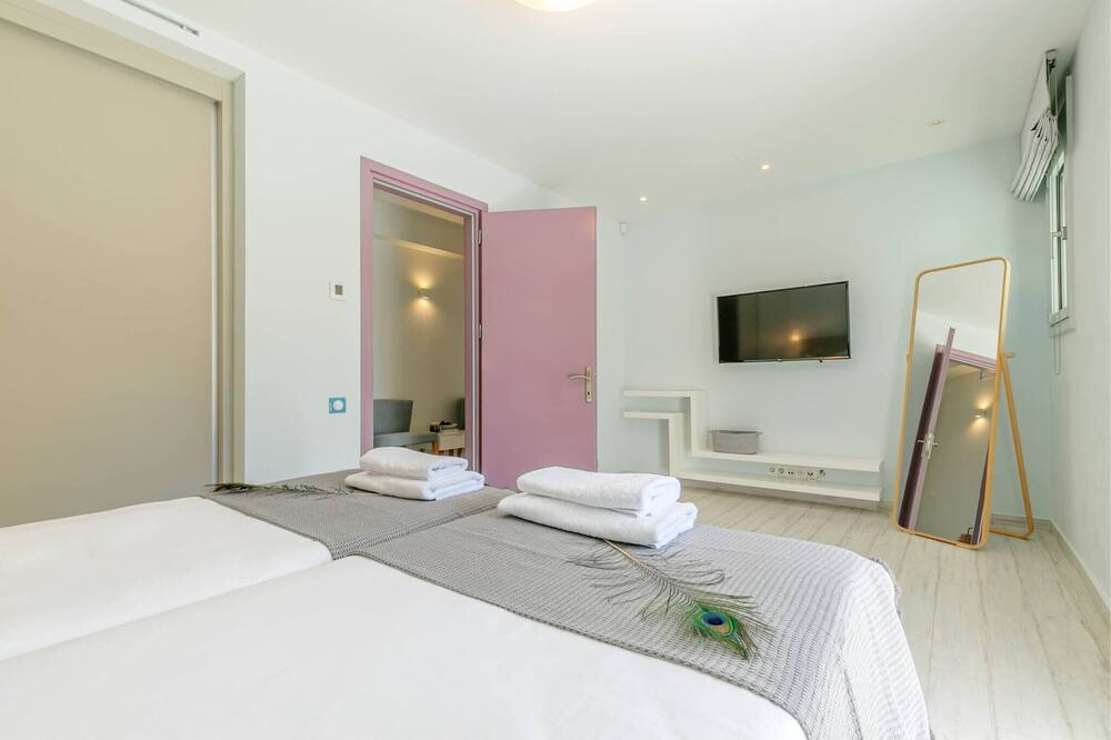 Photo of Bedroom in Afra