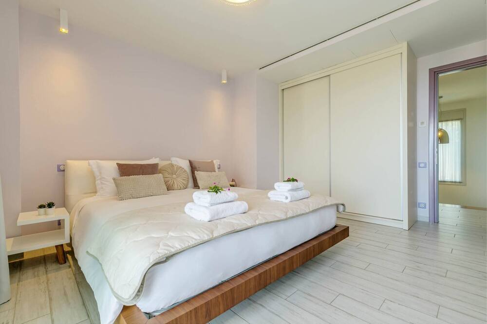 Photo of Bedroom in Afra