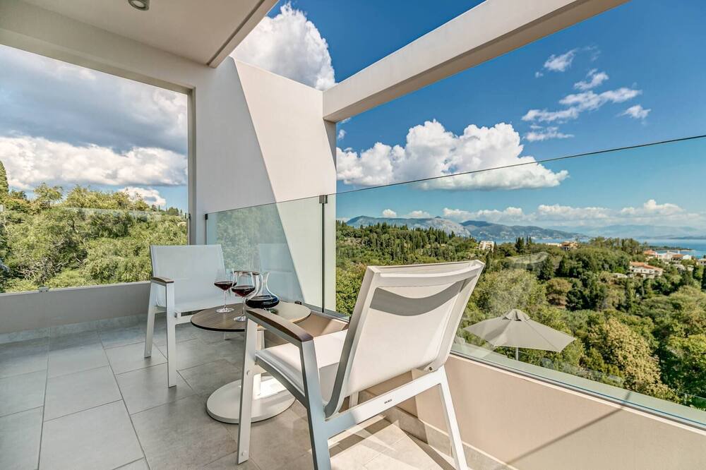 Photo of Outdoor in Afra