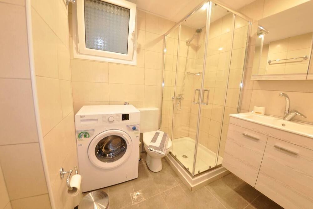 Photo of Bathroom in Kanoni