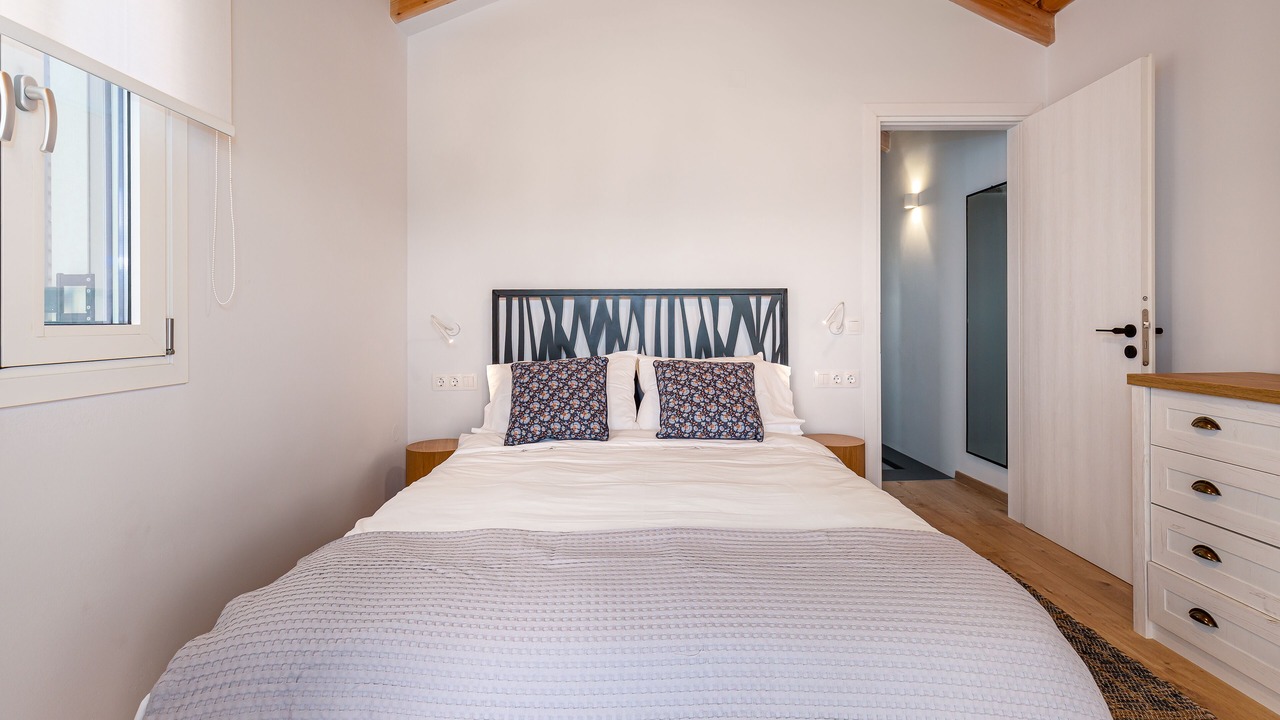Photo of Bedroom in Liapades